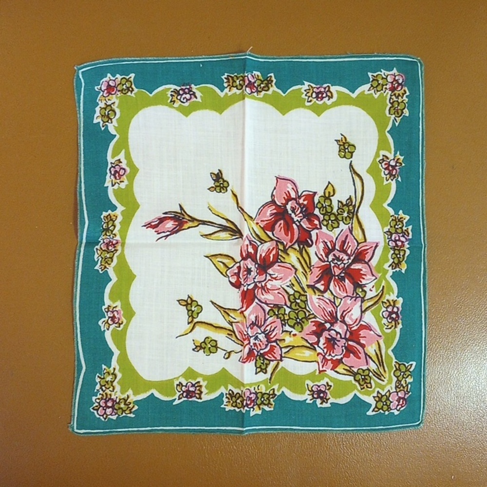8 Floral Vintage Handkerchiefs. Red Pink Yellow Gold Green Aqua Blue Brown White - Picture 4 of 9